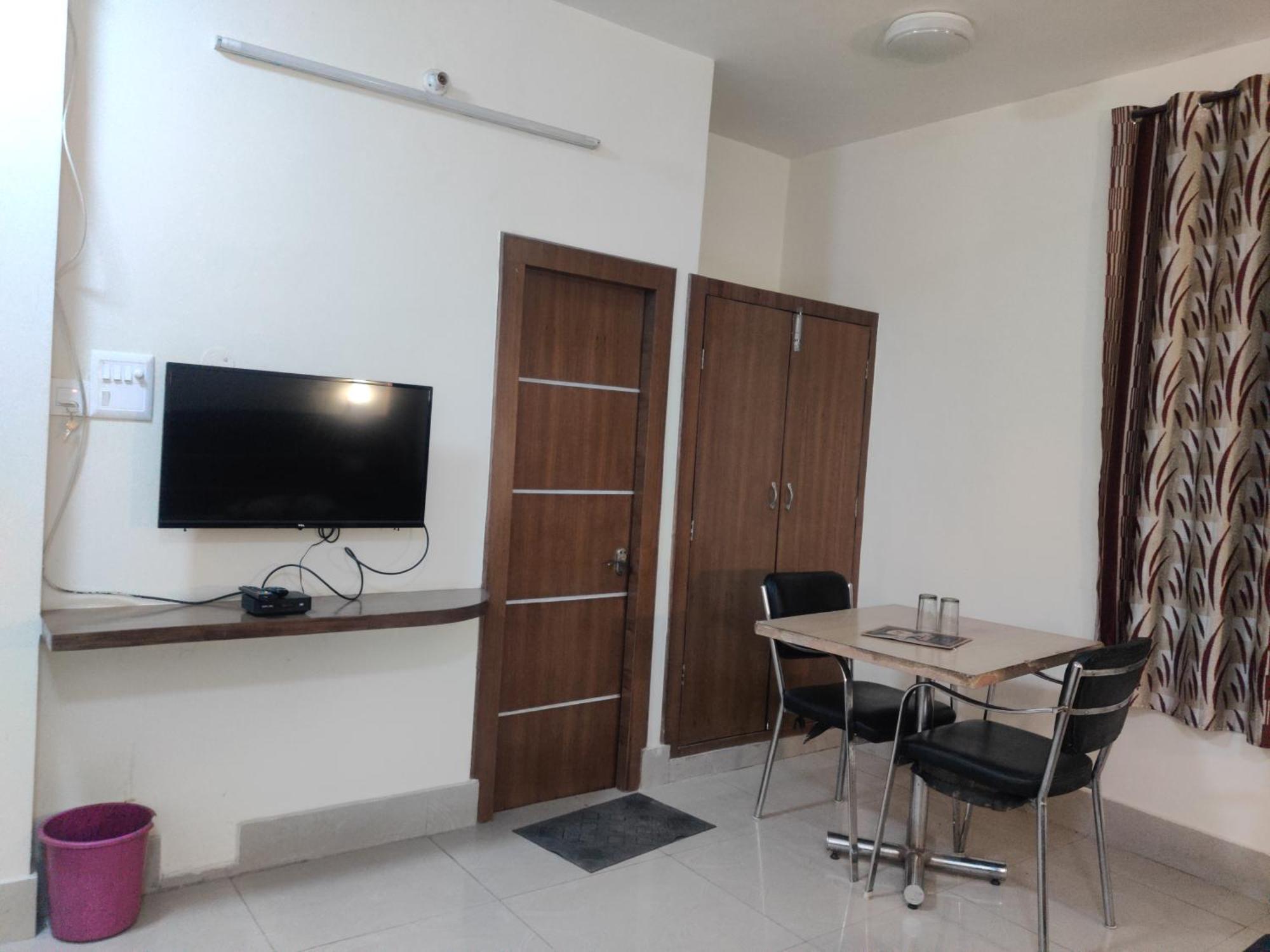 Hotel Hv Наган Екстер'єр фото