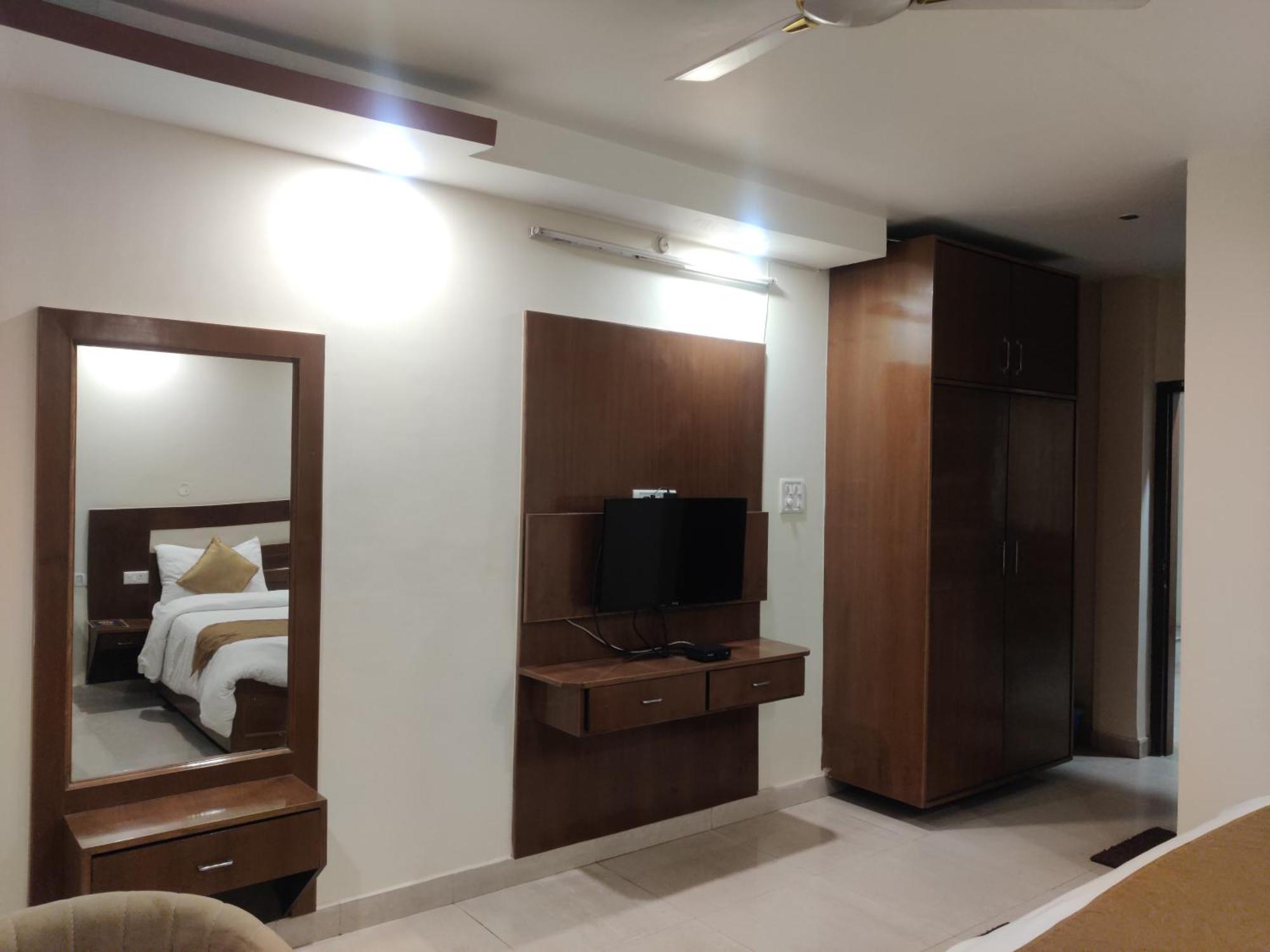 Hotel Hv Наган Екстер'єр фото